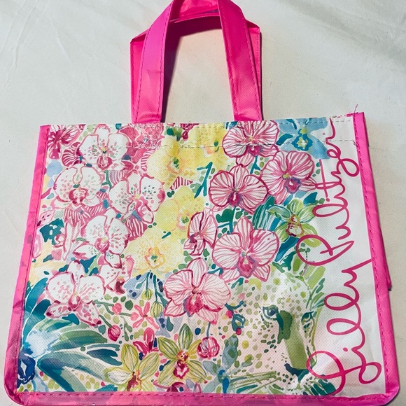 Two Lily Pulitzer Shopper Bags - Picture 3 of 6